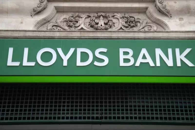 Lloyds Banking Group Forges Major Wealth Management Alliance with Schroders