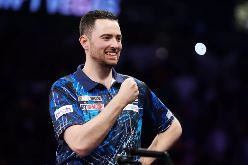 Luke Humphries Storms to Victory in Leicester Darts Thriller Against Stephen Bunting