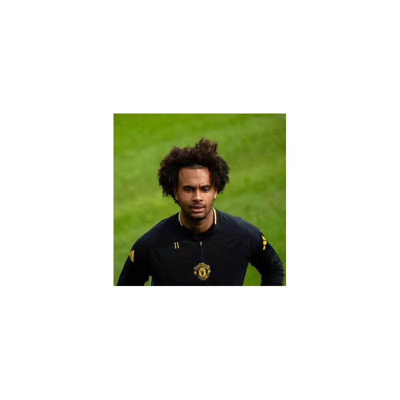 Man Utd's Zirkzee Saga Takes Shock Turn as Roma Enter Race for Dutch Star
