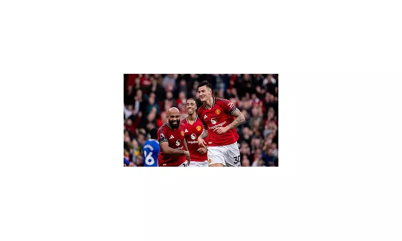 Manchester United Secure Dominant 2-0 Victory Over Sunderland: Player Ratings Reveal Standout Performances