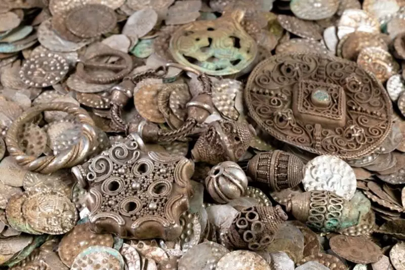 Medieval Treasure Trove: Angler's Astonishing Coin Discovery in Swedish Lake
