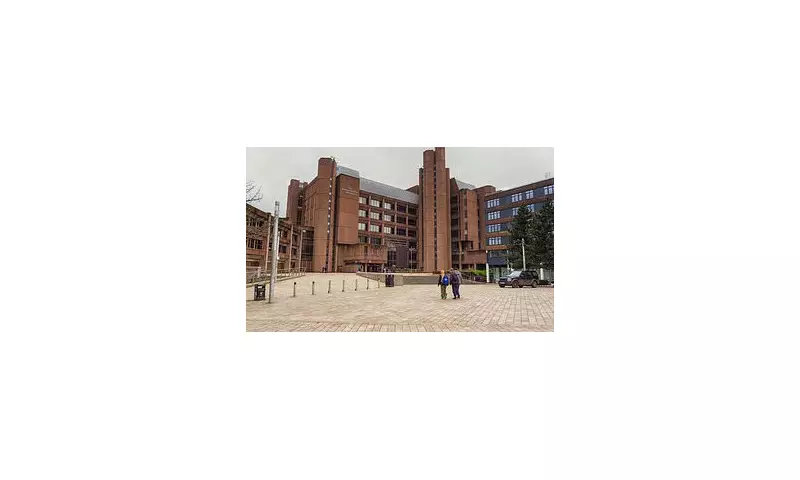 Merseyside Bus Stop Horror: Teenage Knife Attacker Stabs Schoolboy, Then Turns Blade on His Own Girlfriend