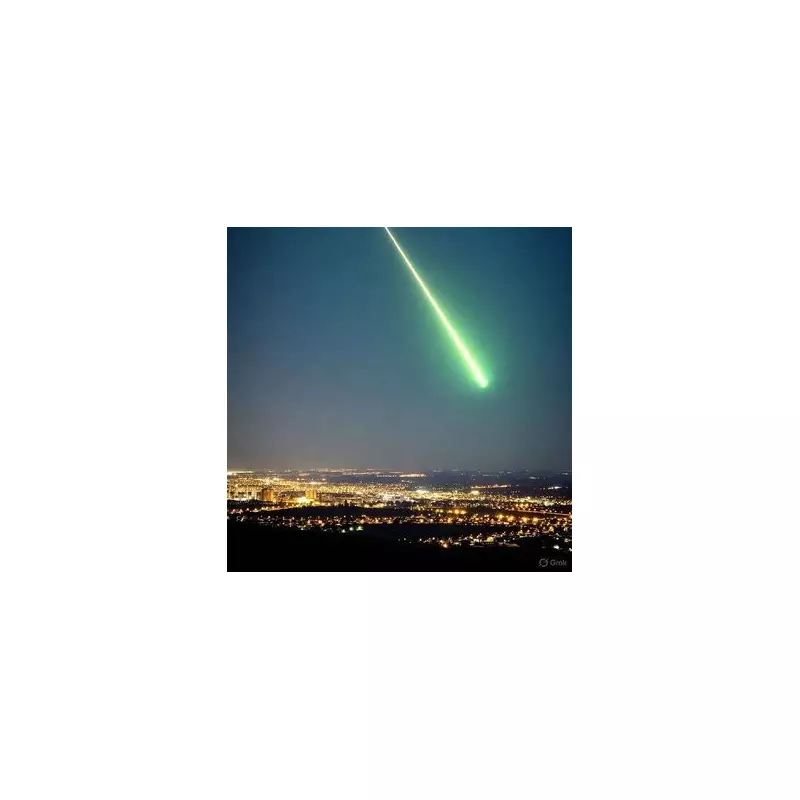 Mysterious Green Fireball Lights Up Manchester Night Sky - Baffled Experts Investigate