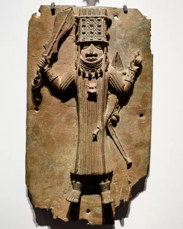 Nigeria's Benin Bronzes Homecoming Scandal: Museum Receives Clay Replicas Instead of Priceless Artefacts
