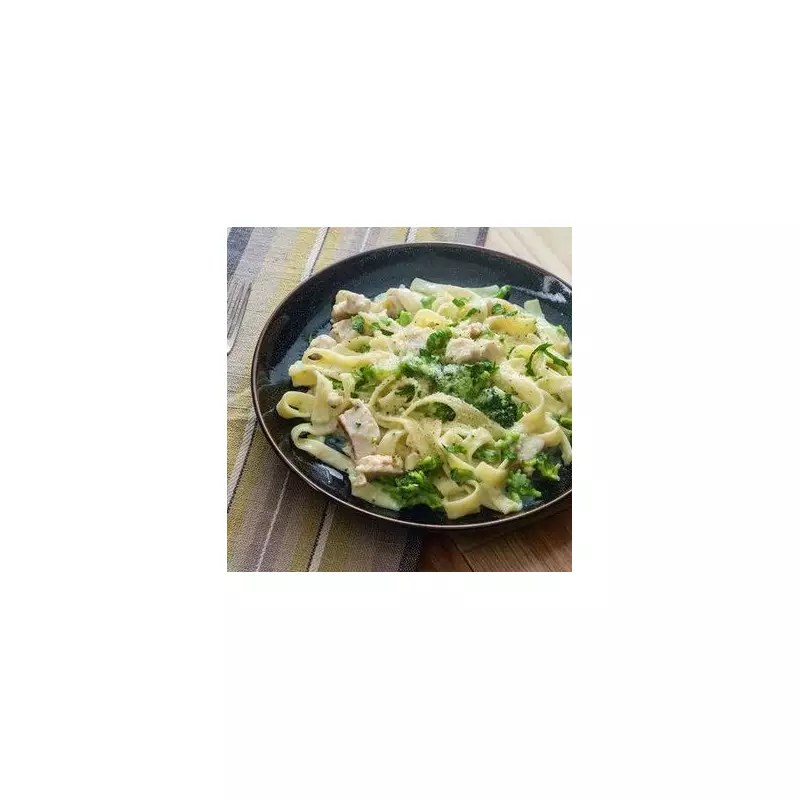 One-Pan Perfection: This Easy Salmon & Broccoli Recipe Will Transform Your Weeknight Dinners