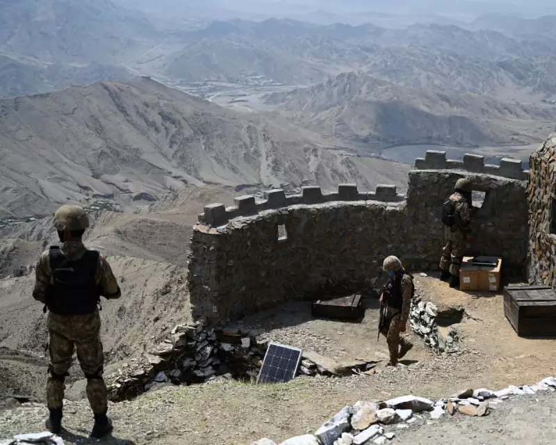 Pakistan-Afghanistan Border Erupts in Heavy Fighting: Regional Tensions Explode