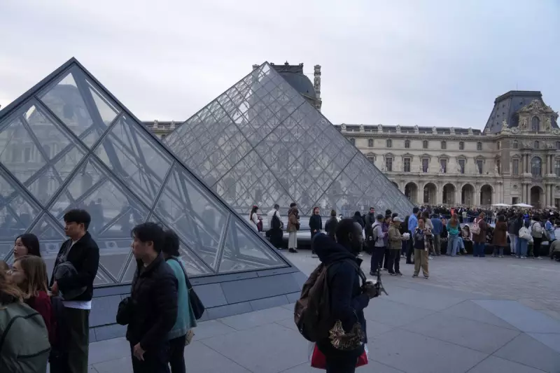 Paris Louvre Museum Evacuated After Bomb Threat in Major Security Scare