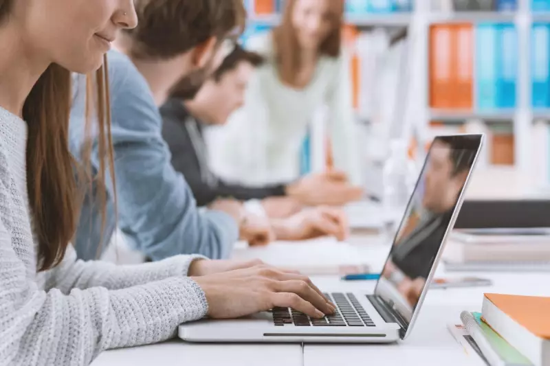 Pearson Shares Plummet 15% as US Market Challenges Intensify