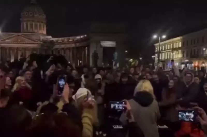Putin Faces Rare Public Defiance as St Petersburg Crowd Chants Anti-War Songs