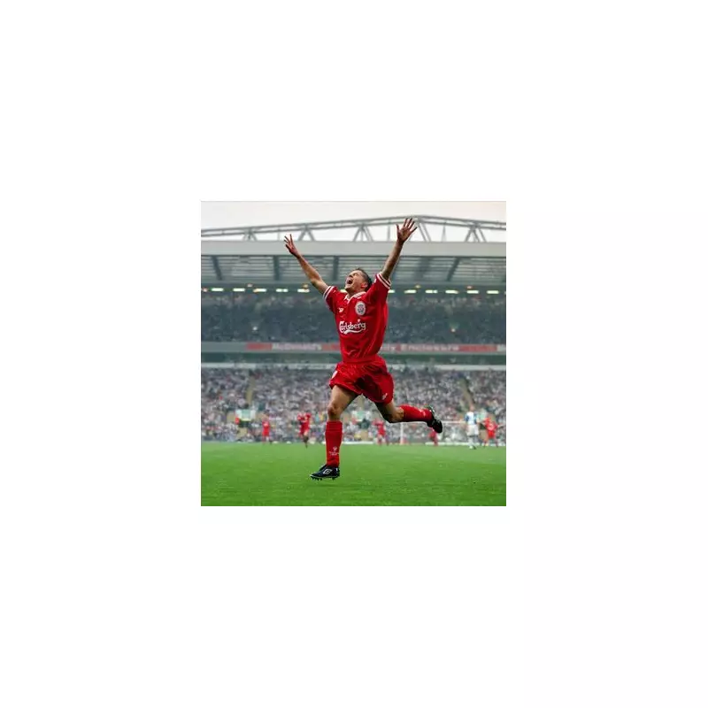 Real Madrid Plot Sensational Double Raid on Liverpool and Man Utd for Star Defenders