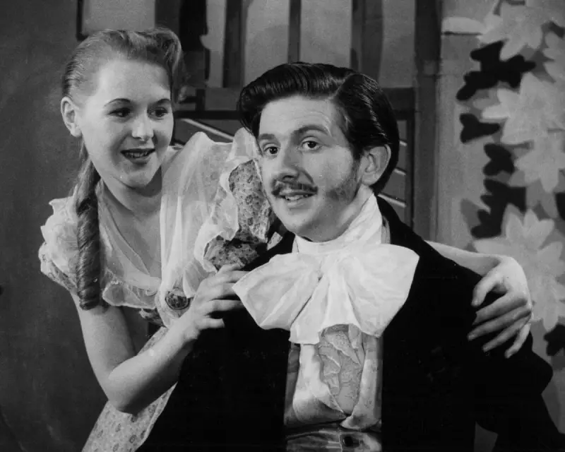 Remembering John Baddeley: The Voice That Brought Shakespeare to Life for Millions