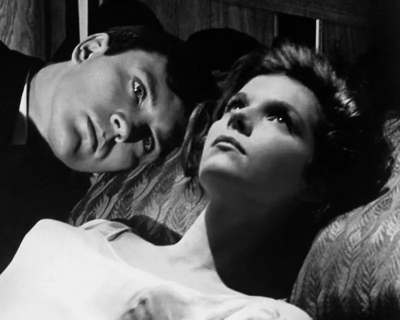 Remembering Samantha Eggar: The Oscar-Nominated Star Who Captivated Audiences Worldwide