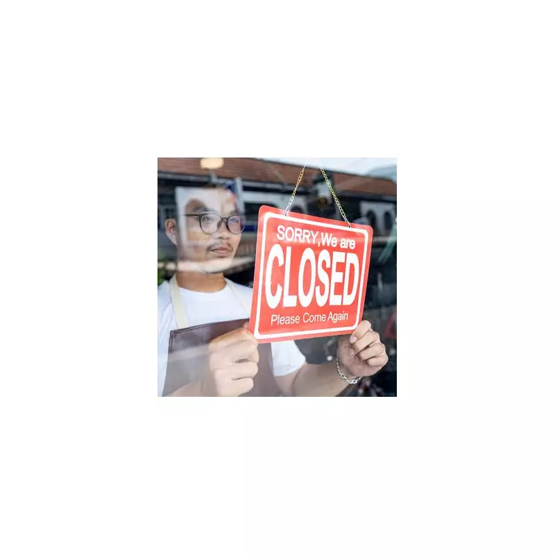 Restaurant's Savage Sign Slams 'Rude' Customers Over Booking Policy