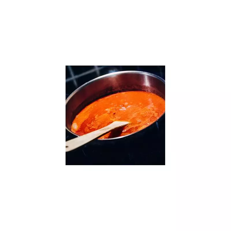 Revolutionary 2-Ingredient Pasta Sauce Takes 60 Seconds To Make - No Cooking Required!