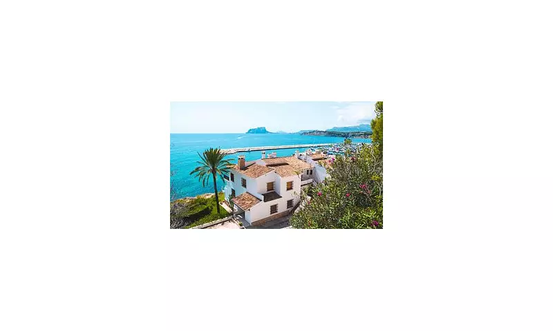 Spanish Holiday Nightmare: New EU Border System Could Ban Brits from Their Own Second Homes