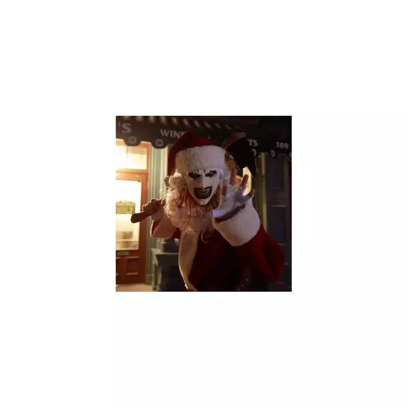 Terrifying Halloween Nights: Theme Park Visitor's Horror Experience Leaves Her Shaken