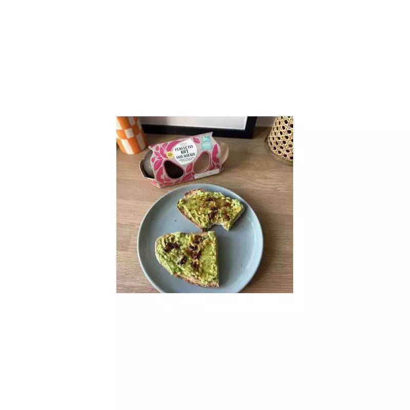 The Two-Ingredient Avocado Hack That Creates Unbelievably Creamy Guacamole