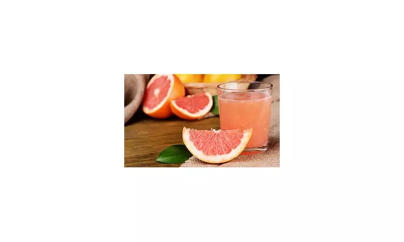 The Ultimate Fruit Juice Guide: Dietitian Reveals Which Bottles Boost Your Health and Which to Pour Down the Drain