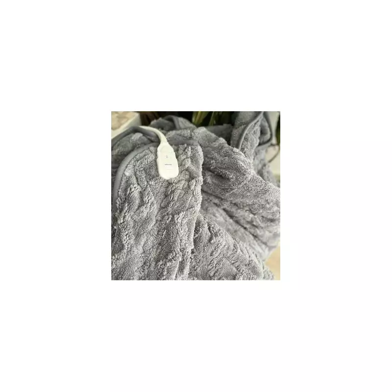 This £15 Electric Blanket Is Slashing Energy Bills - And It's Perfect For Winter Nights