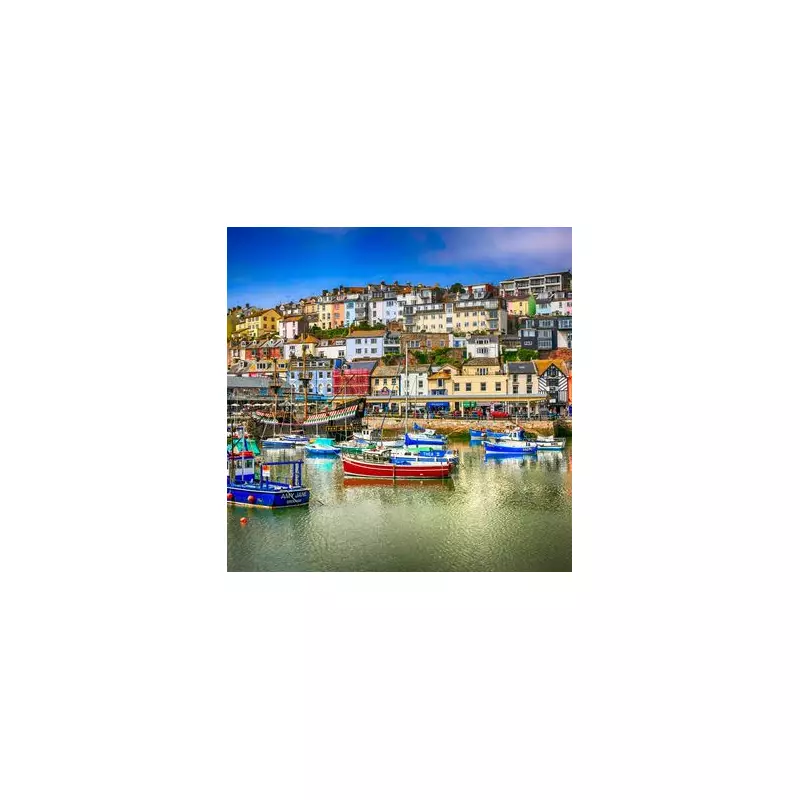 This Quaint UK Seaside Town Has Been Crowned Britain's Best Place for a Pint