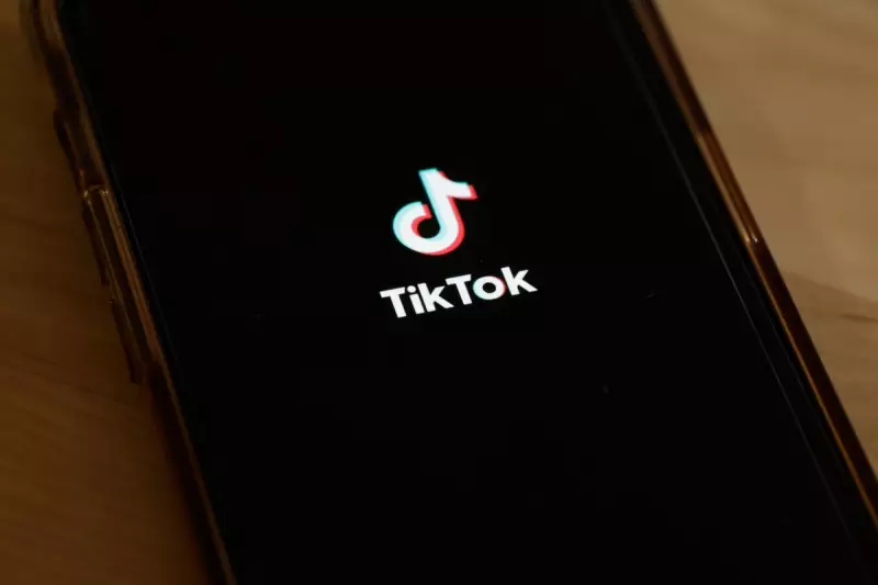 TikTok's Dangerous Jam Jar Jet Engine Trend Sparks Serious Safety Warnings