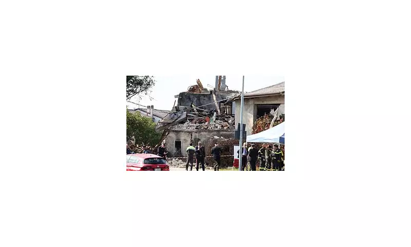 Tragic Gas Tank Explosion Claims Lives of Three Police Officers During Eviction - Siblings Arrested for Murder