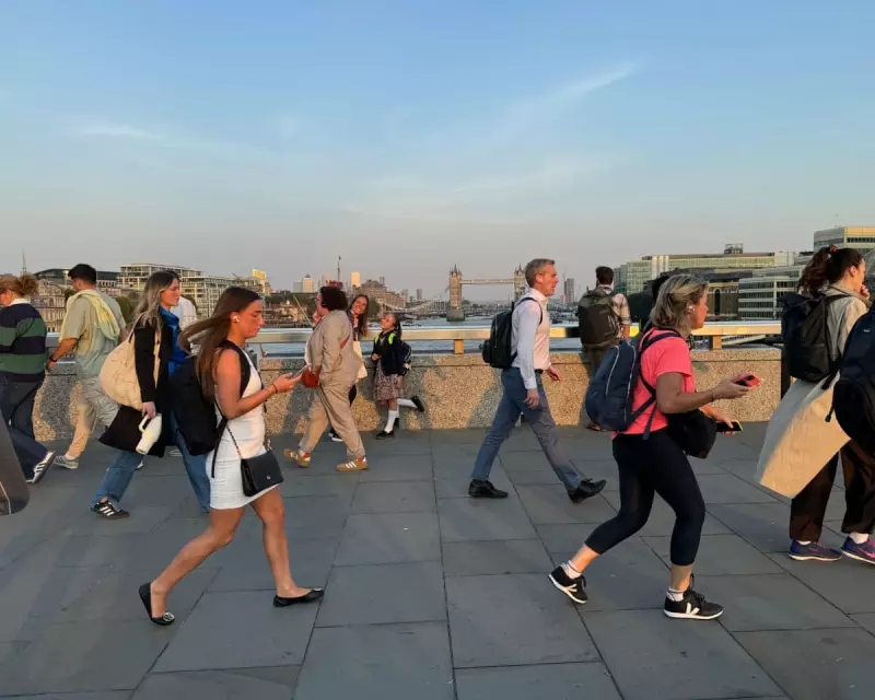 UK Wage Growth Slows Sharply as Worker Demand Cools: What It Means for Your Pay Packet