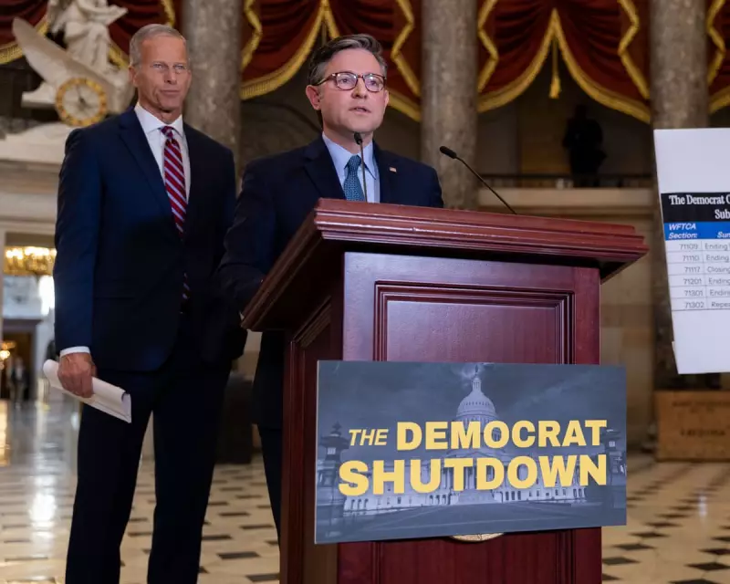 US Government Shutdown Crisis: Democrats Forced to Bail Out Speaker Mike Johnson