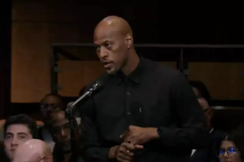 US Government Shutdown Forces Air Traffic Controllers to Side Hustles as Crisis Deepens