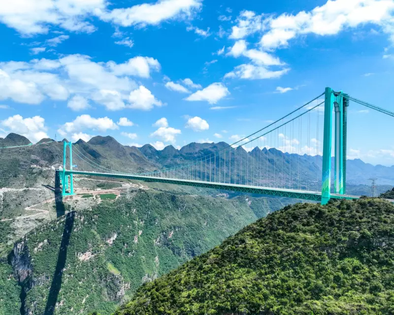 Walking on Air: Crossing China's Terrifying Huajiang Grand Canyon Bridge - The World's Highest