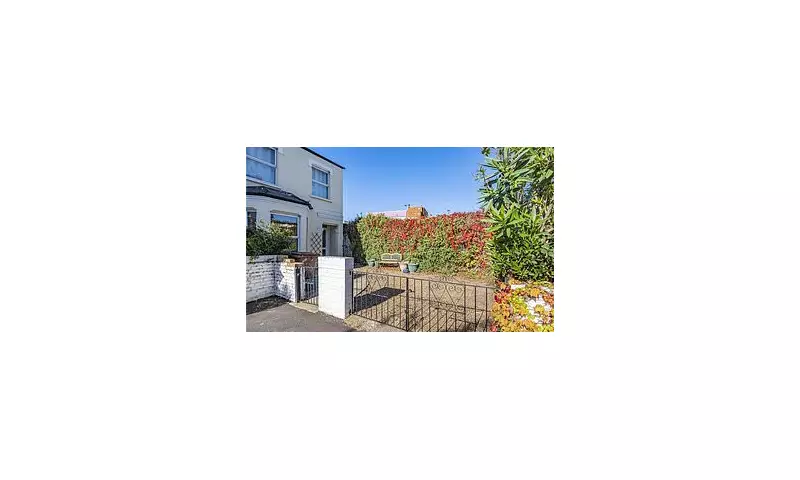 Wheelie Bin Parking War: Homeowners Forced to Use Bins to Protect Their Spaces