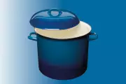 Aldi's £8.99 'Le Creuset Dupes' Are Back & Shoppers Are Going Wild