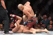 Alex Pereira Stuns UFC 320 With Vicious First-Round KO - Light Heavyweight Title Defence Secured