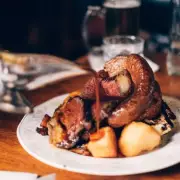 American's Hilarious Attempt at British Sunday Roast Goes Viral