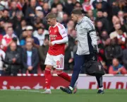 Arsenal Captain Martin Ødegaard Faces Knee Injury Setback - Major Blow for Gunners' Title Hopes