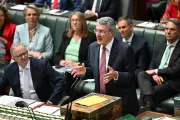 Attorney-General Mark Dreyfus Faces Socialist Left Challenge in Victorian Seat Battle