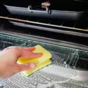 Banish Burnt-On Grease Forever: The 3-Ingredient Oven Cleaning Miracle You Need