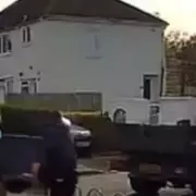 Brazen Thieves Caught on Camera Stealing Tumble Dryer from London Home