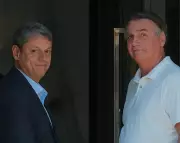 Brazilian Governor's Methanol Joke Sparks Fury Amid Deadly Poisoning Crisis