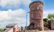Britain's Tiniest Castle Hits Market: Historic Fortress in Trendy Totnes for Just £330k