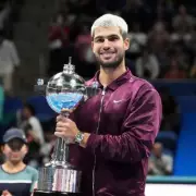 Carlos Alcaraz Stuns Tennis World With Roger Federer and Novak Djokovic Revelation