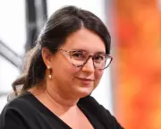 CBS News Faces Backlash After Terminating Bari Weiss Contract in Free Speech Row