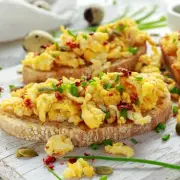 Chef's Secret: The Simple Ingredient That Will Transform Your Scrambled Eggs Forever
