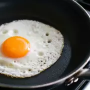 Chef's Secret: The Simple Kitchen Hack for Perfect Fried Eggs Every Time