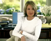 Diane Keaton: Hollywood's Quirky Queen Remembered in Touching Tribute