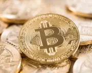 Digital Money Revolution: Why Regulators Are Racing to Keep Up With Crypto and CBDCs