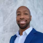 Dubai Dreams: Why This Brit Traded UK Grey Skies for Year-Round Sunshine and Tax-Free Living