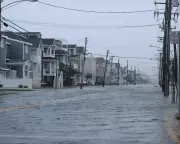 East Coast Nor'easter Batters US as Alaska Braces for Historic Storm Surge