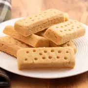 Effortless Three-Ingredient Shortbread Recipe: Perfect Biscuits Every Time