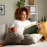 Escape Reality With These Magical Cosy Fantasy Reads: Your Ultimate Comfort Book List